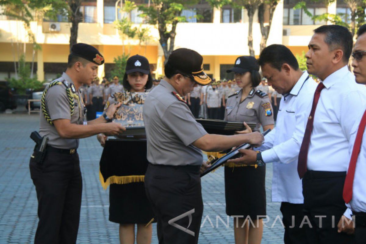 Ditreskoba Terima Penghargaan Setelah Ungkap Kasus Narkoba