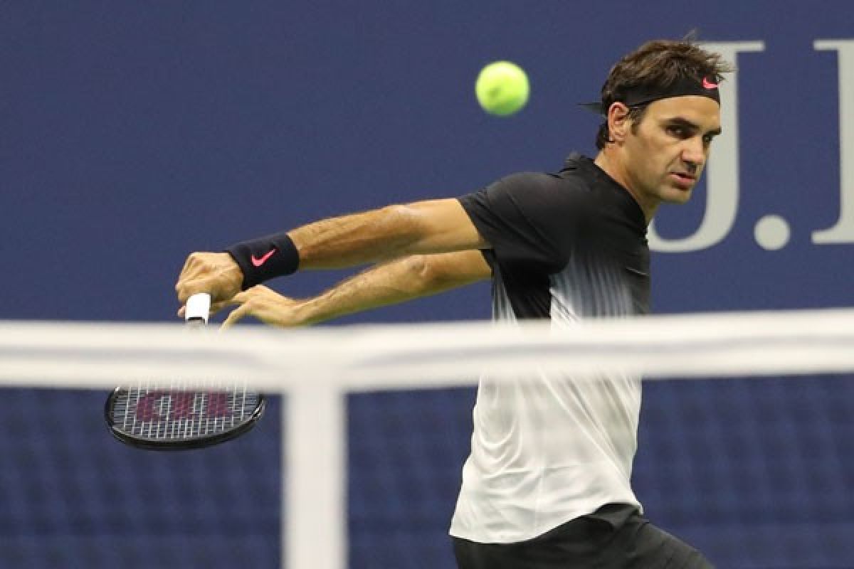 Federer raih gelar Rotterdam setelah libas Dimitrov