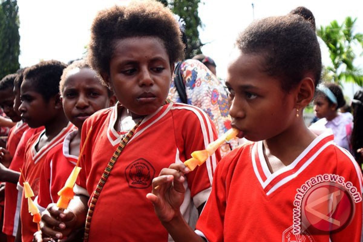 Sulit Rencanakan "Berbiak-biak" Anak di Papua