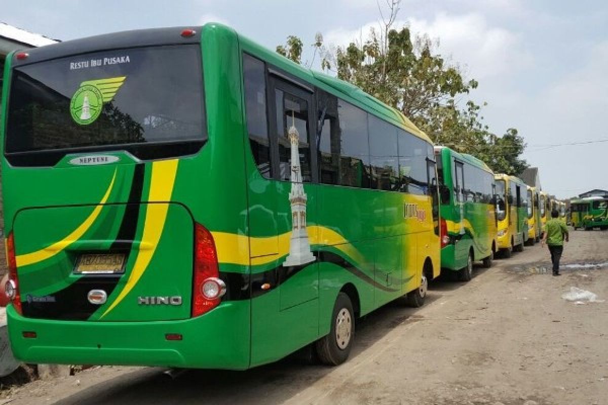 Hino luncurkan bus FB 130, serahkan 15 unit untuk Trans Jogja