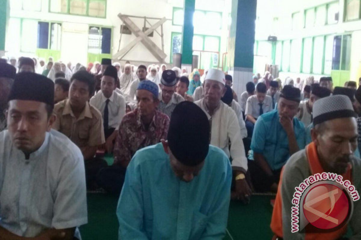 Polisi: Makhluk Pengganggu Warga Pantai Cermin itu Ternyata Tidak Berwujud