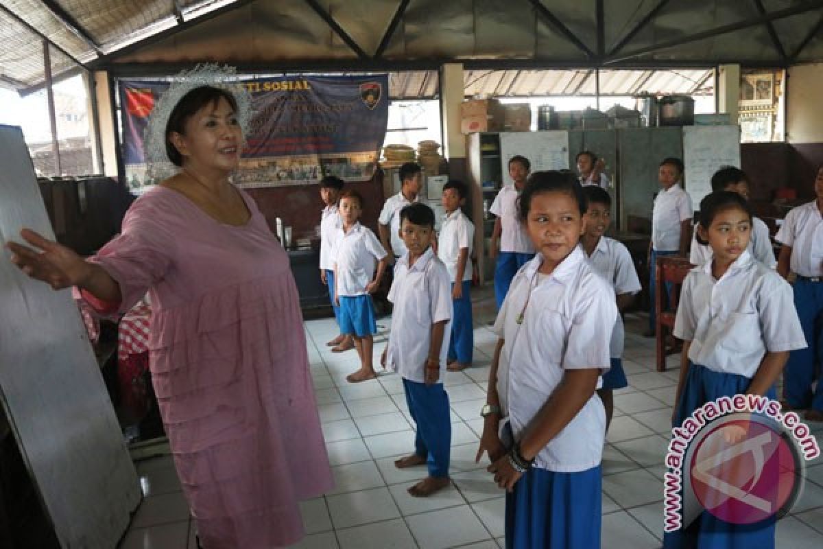 Jakarta to build 10 vocational schools, renovate 137 school buildings