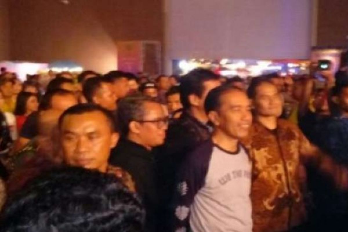 Beda Zaman, Begini Kesan Jokowi Saat Menonton "WTF" 2017