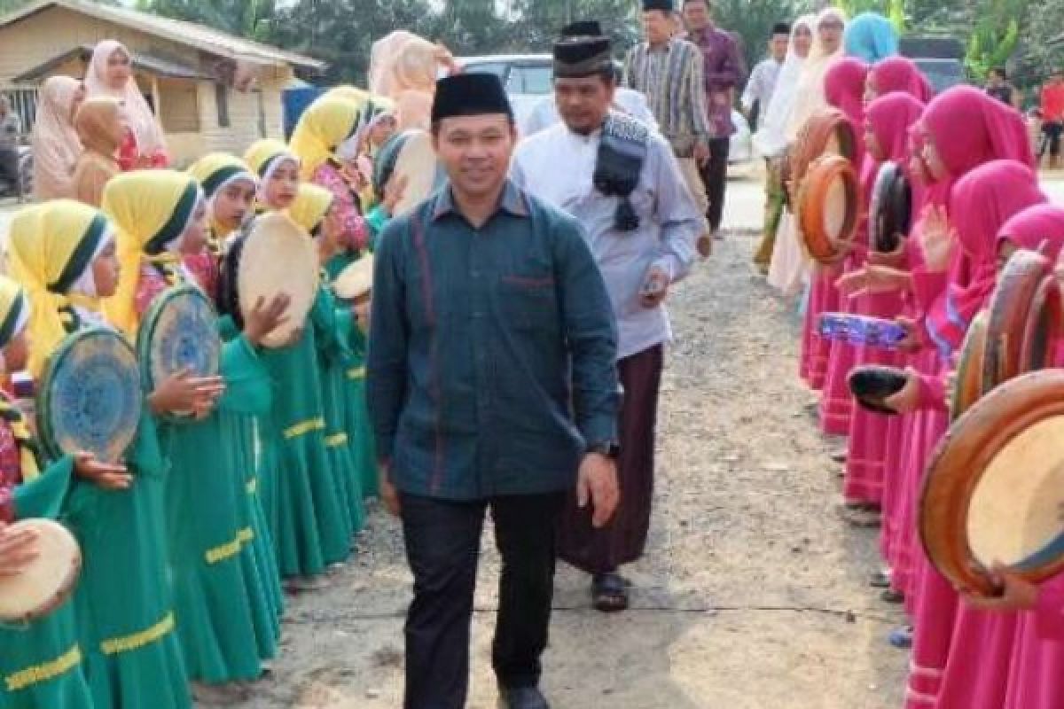 Gelar Sosialisasi Di Inhil, Legislator Riau Janjikan Berobat Gratis 