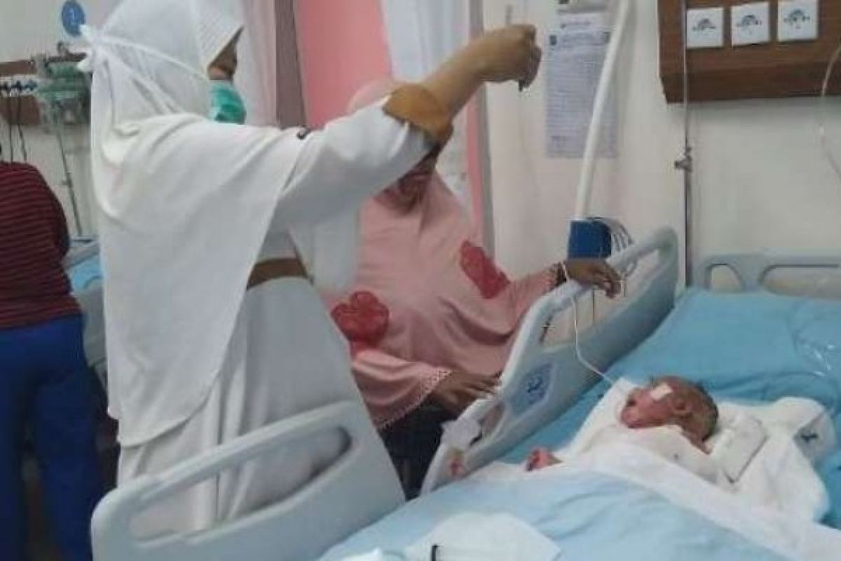 RSUD Arifin Achmad Upayakan Kesembuhan Bayi Penderita Penyakit Langka