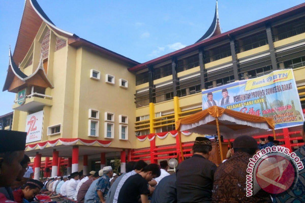 Halaman kantor gubernur Sumbar jadi pusat shalat Idul Adha 1440 H