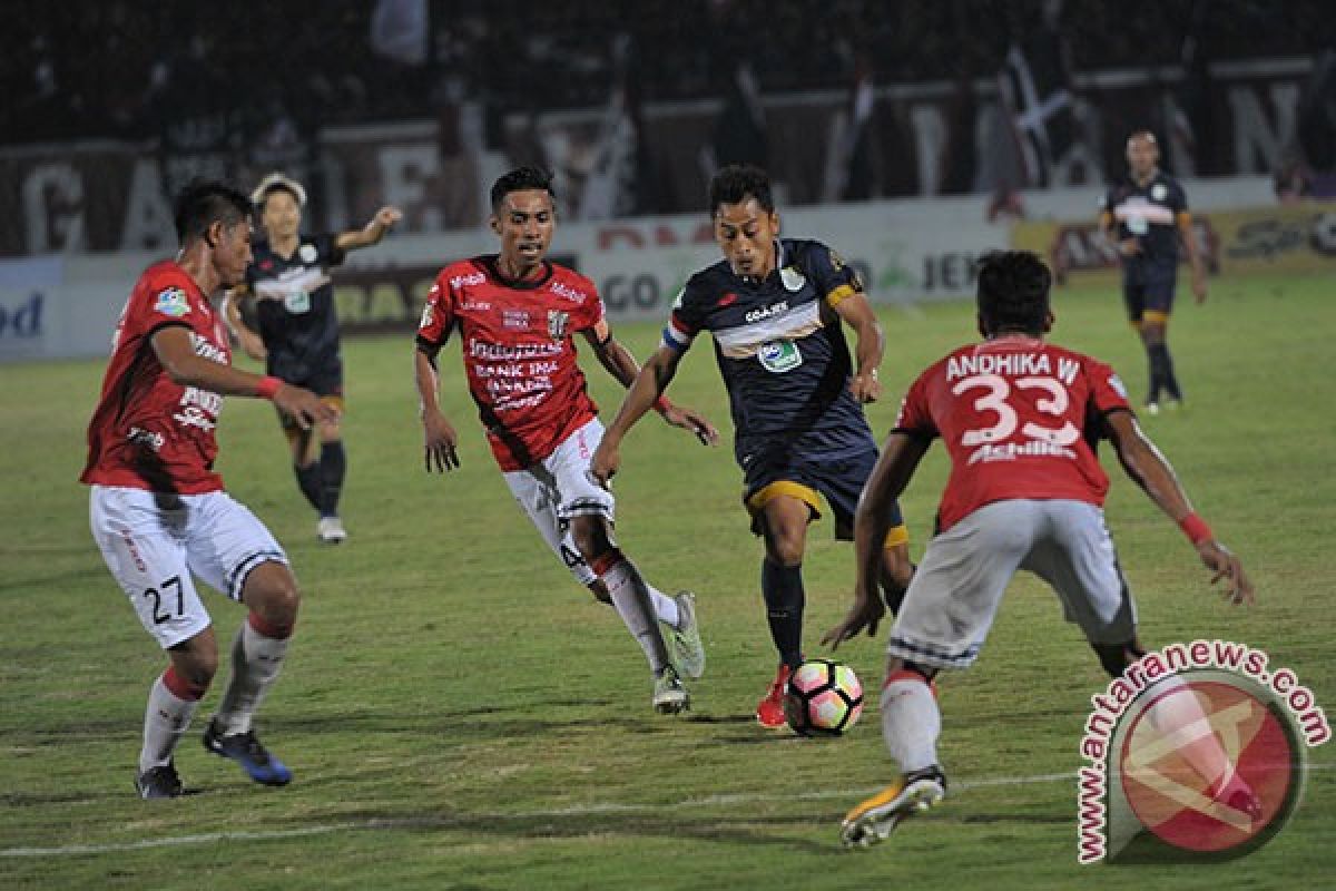 Bali United Kalahkan Persela Lamongan 5-1