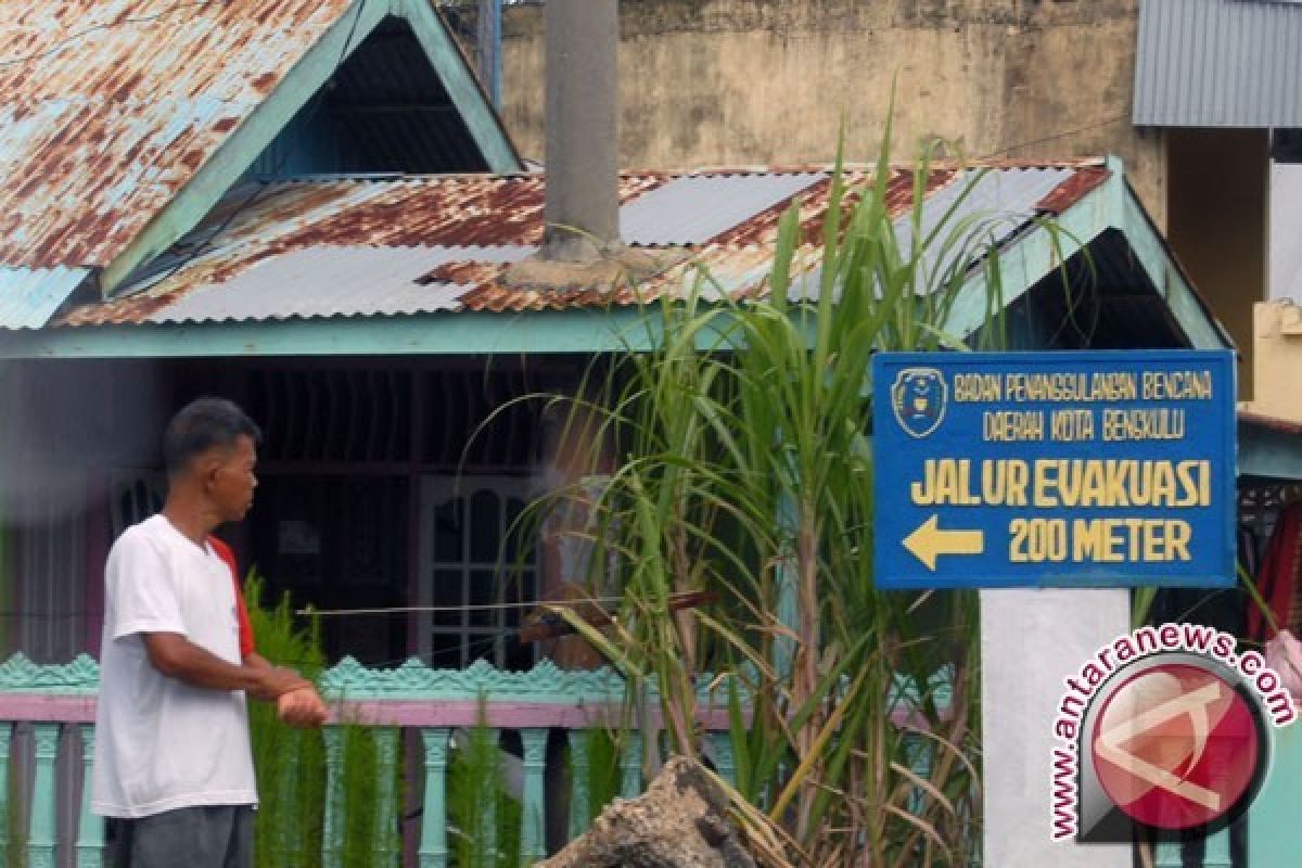 Warga Bengkulu minta perbaikan jalur evakuasi tsunami