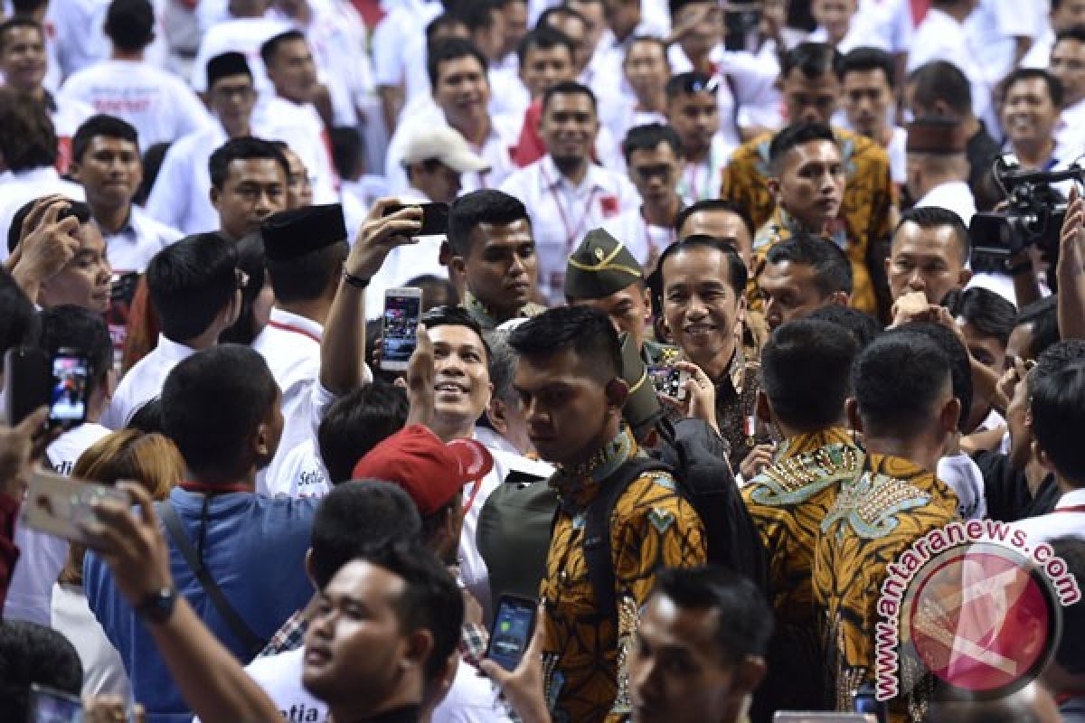 KPU Riau dimintai klarifikasi terkait pejabat dukung Jokowi