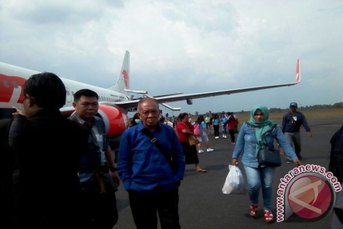 Delapan pesawat Lion Air terdampak erupsi