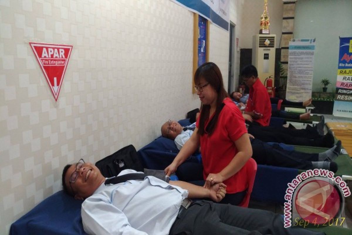 PLN Gelar Donor Darah Peduli Kemanusiaan