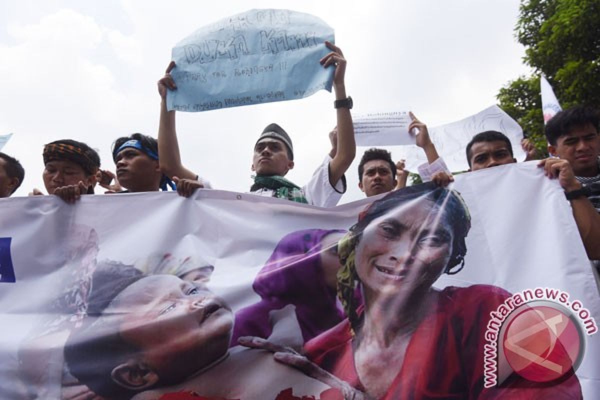 Ribuan polisi amankan demo di Kedubes Myanmar