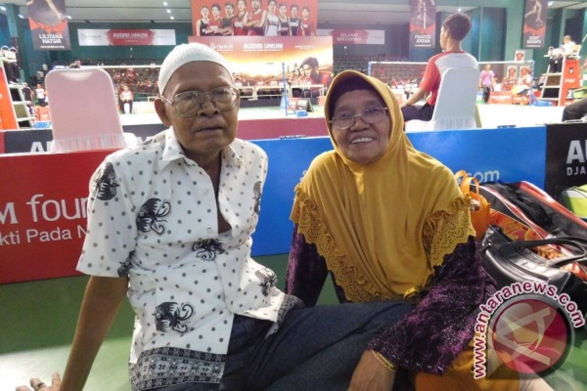 Suntikan semangat eyang di arena audisi bulu tangkis 