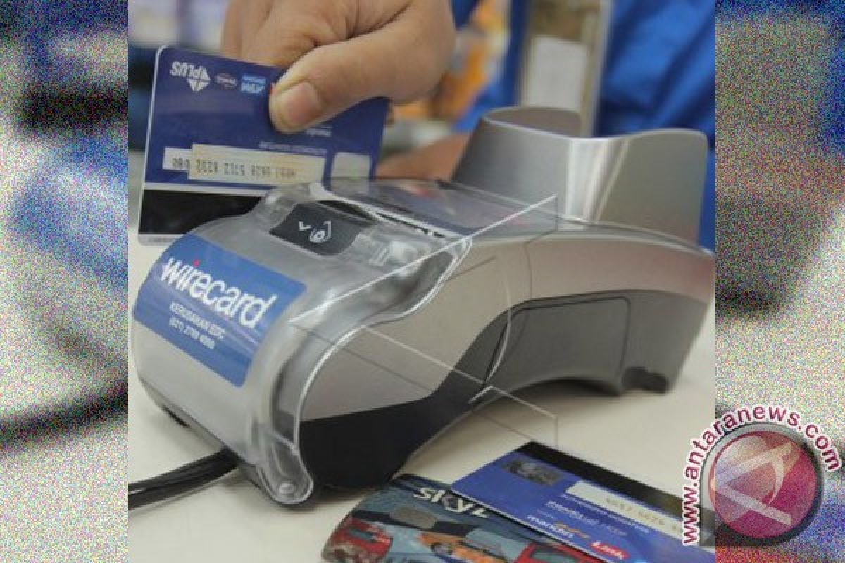 Penggunaan kartu kredit untuk belanja digital terus meningkat