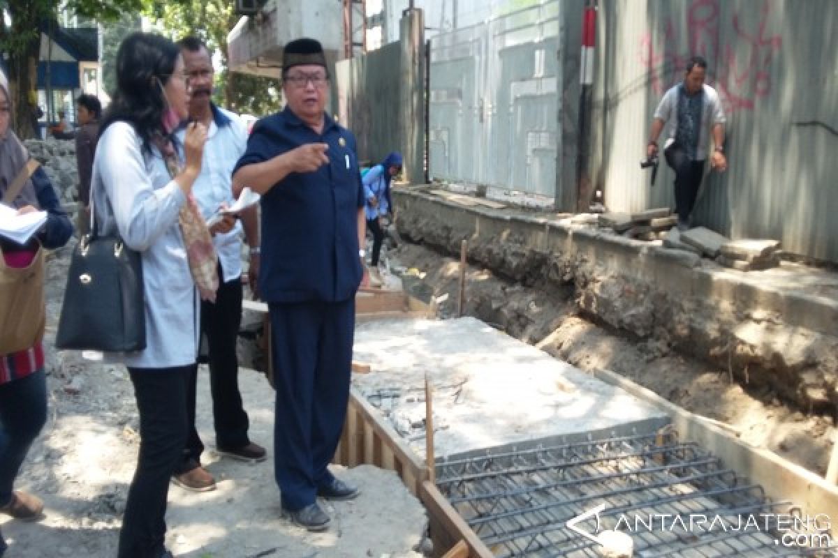 Wakil Ketua DPRD Surakarta Sidak Proyek "Citywalk"