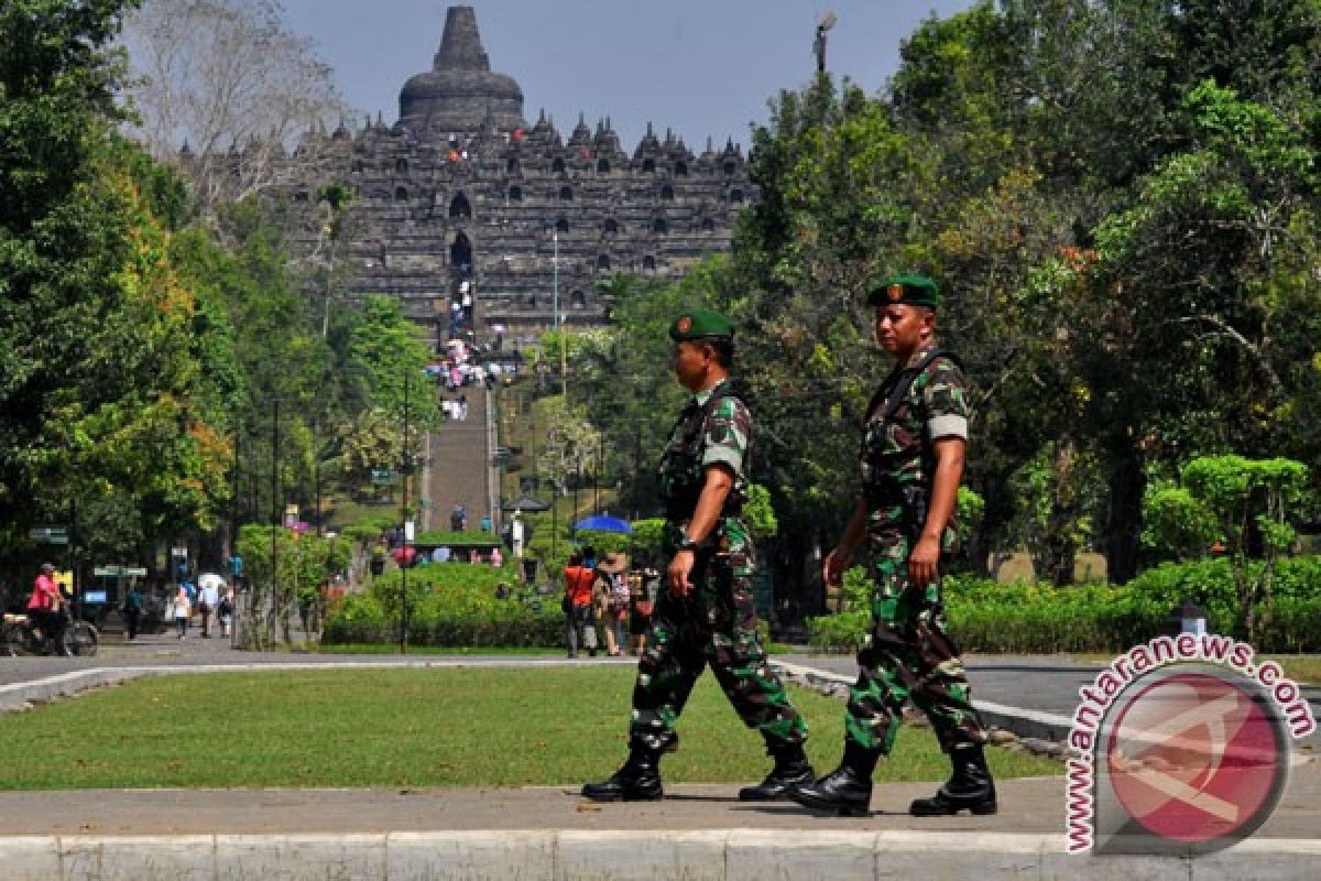 Jamaah Shalat Jumat An-Nuur Magelang diperiksa ketat