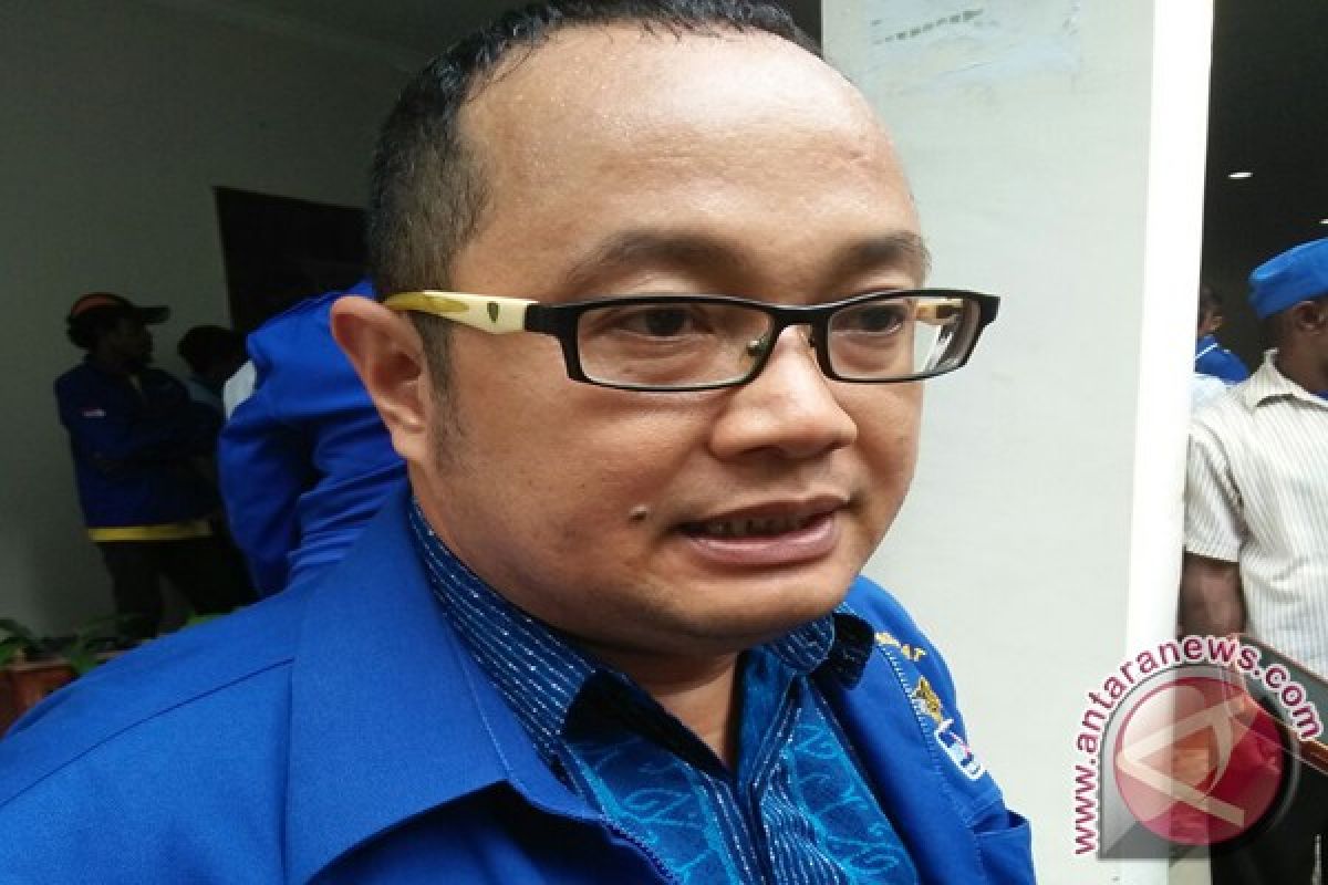 Dewan Apresiasi Warga Swadaya Bangun Ruang Kelas