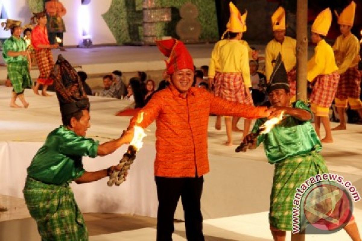 MAKASSAR INTERNATIONAL EIGHT FESTIVAL AND FORUM