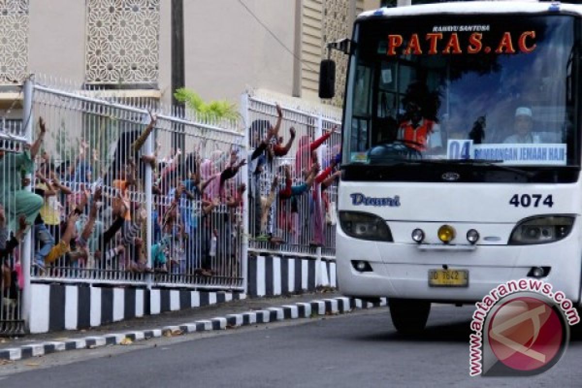 Kemenag Majene minta keluarga tidak mengantar JCH