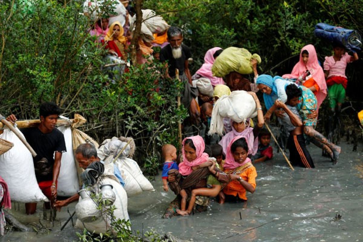 Pengungsi Rohingya terperangkat ranjau di kawasan tak bertuan