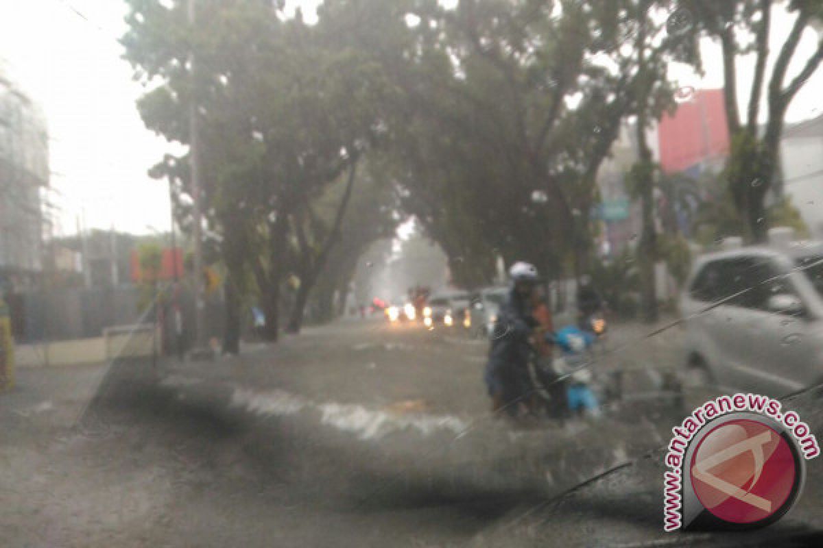 BPBD : Banjir Rendam Semua Kawasan di Padang