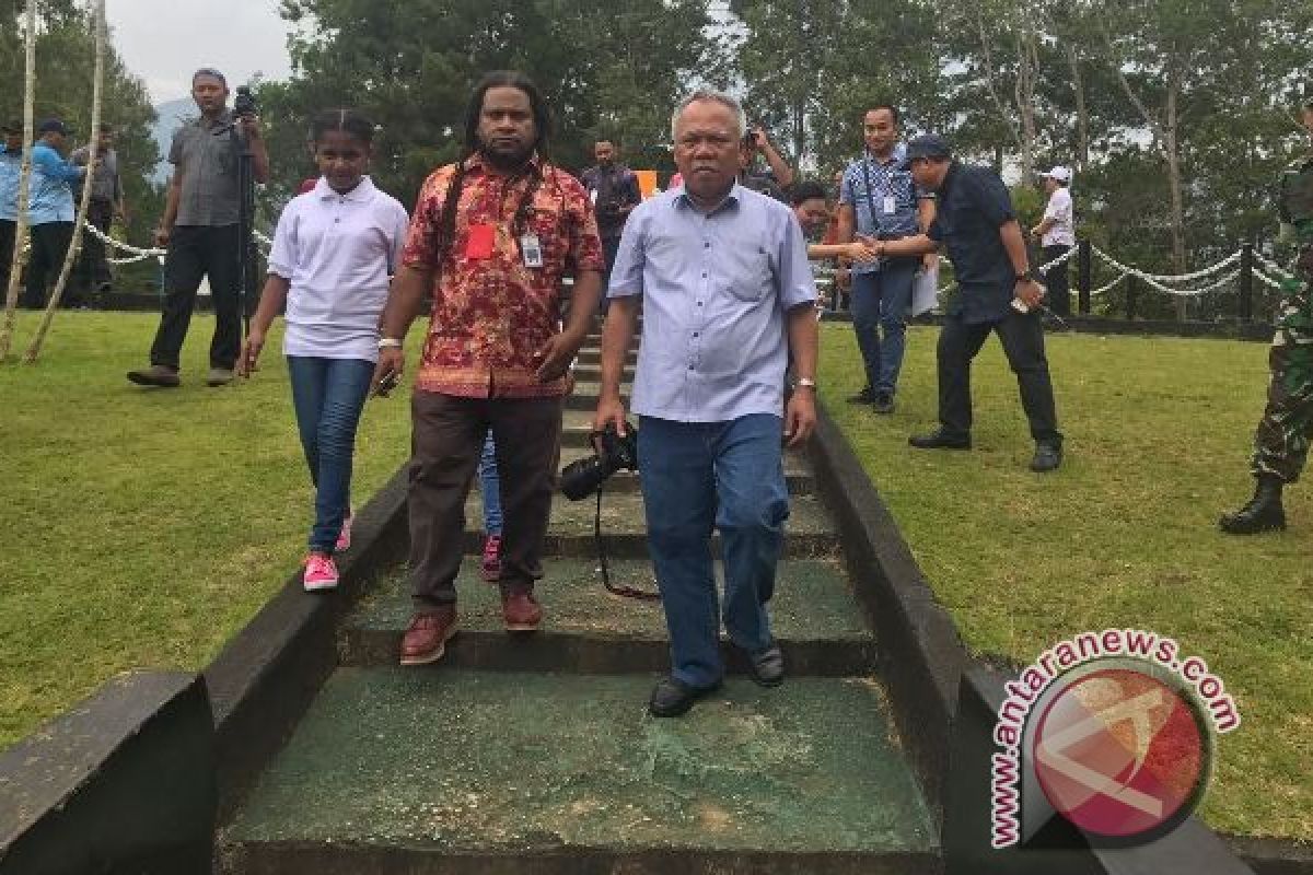 Menteri PUPR: bentang tengah Jembatan Holtekam segera dikirim ke Jayapura