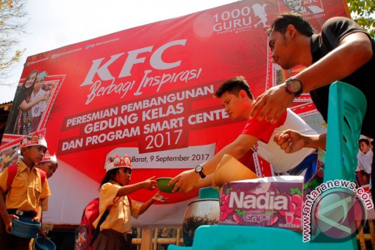 Warga Apresiasi Bantuan Pendidikan dari KFC-1000 Guru 
