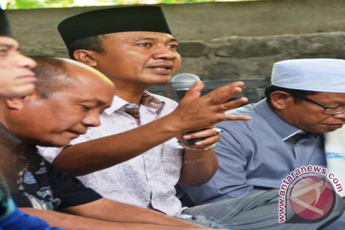 Bupati Lombok Barat Meminta Masukan Petani 