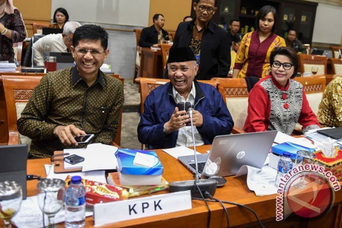 KPK Tidak Periksa Calon Kepala Daerah Kecuali Terjaring OTT