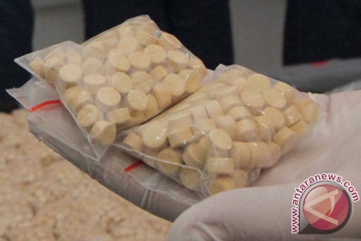 Indonesian authorities foil smuggling of 10,39 kg meth from Malaysia