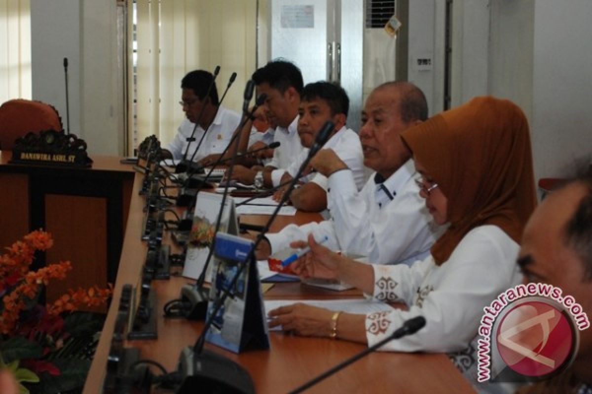 DPRD Palu Buka Masa Sidang Cawu III