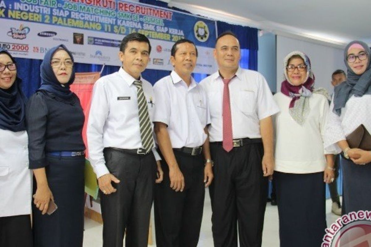 SMKN 2 Palembang proyek percontohan "job maching" 