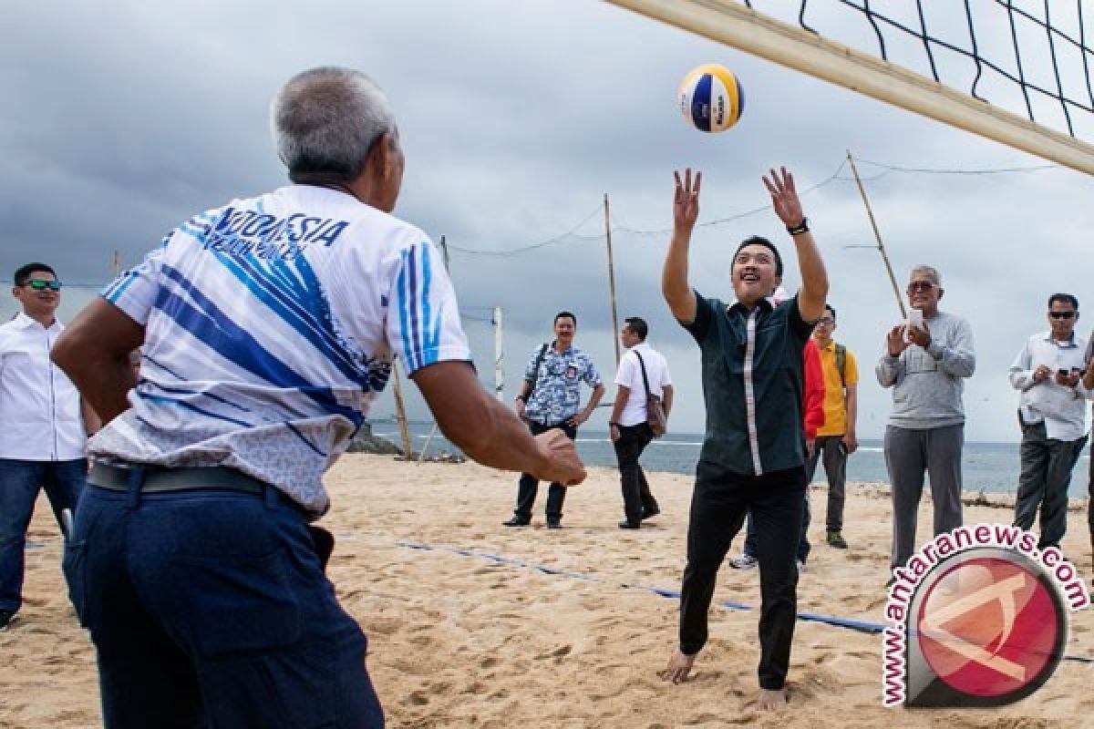 PBVSI Sulsel Gelar Penataran Wasit Voli Pantai 