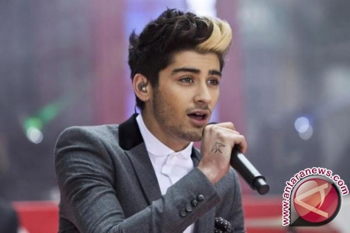 Zayn Malik mengaku tak pernah bicara dengan Harry Styles