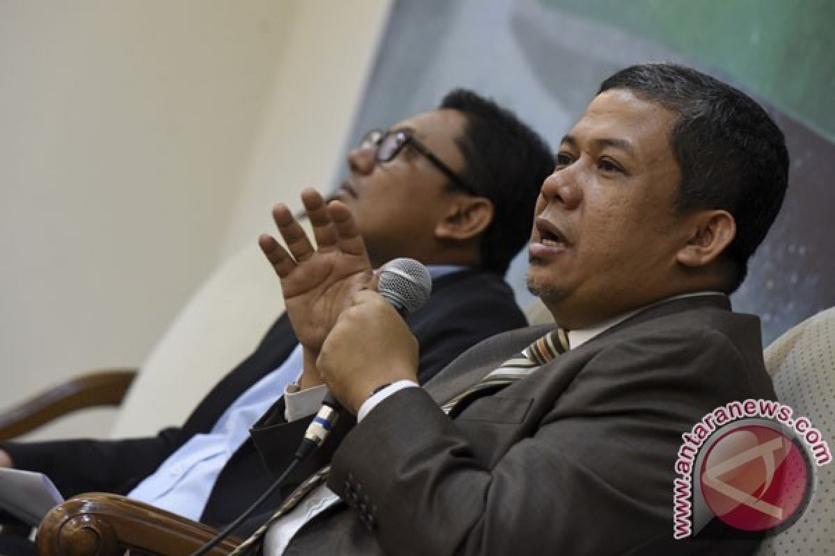 Fahri Hamzah Nilai Tindakan Fadli Zon tak Langgar Etika