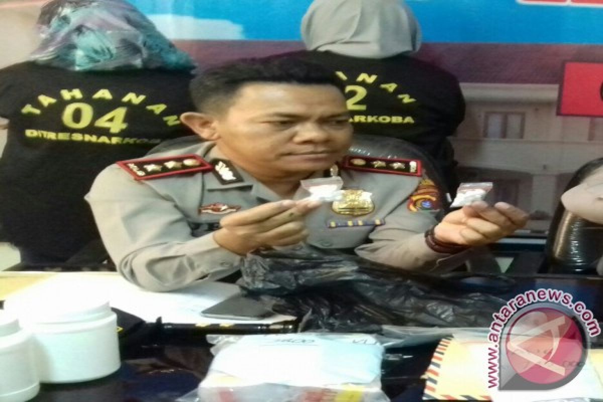 Polres Kendari Tangkap Tiga Pengedar Obat Terlarang 