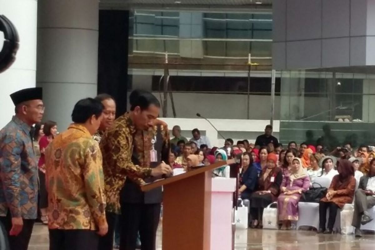 Gedung perpustakaan tertinggi di dunia ada di dekat Monas