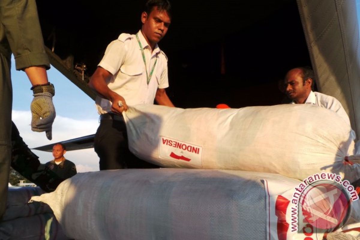 (Laporan dari Bangladesh) - "Family kit" untuk pengungsi Rohingya tiba