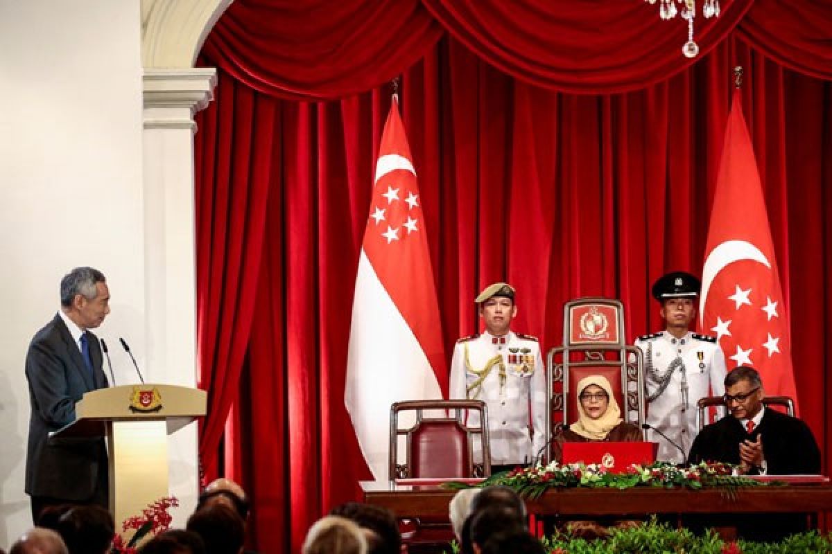 Presiden wanita pertama Singapura resmi terpilih