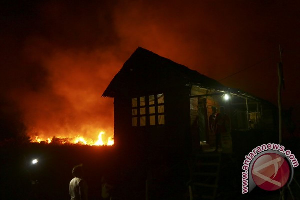 13 unit rumah terbakar di Palembang