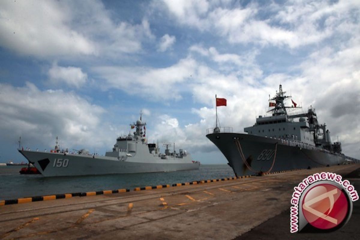 Kapal perusak mutakhir dikerahkan China saat isu Selat Taiwan memanas