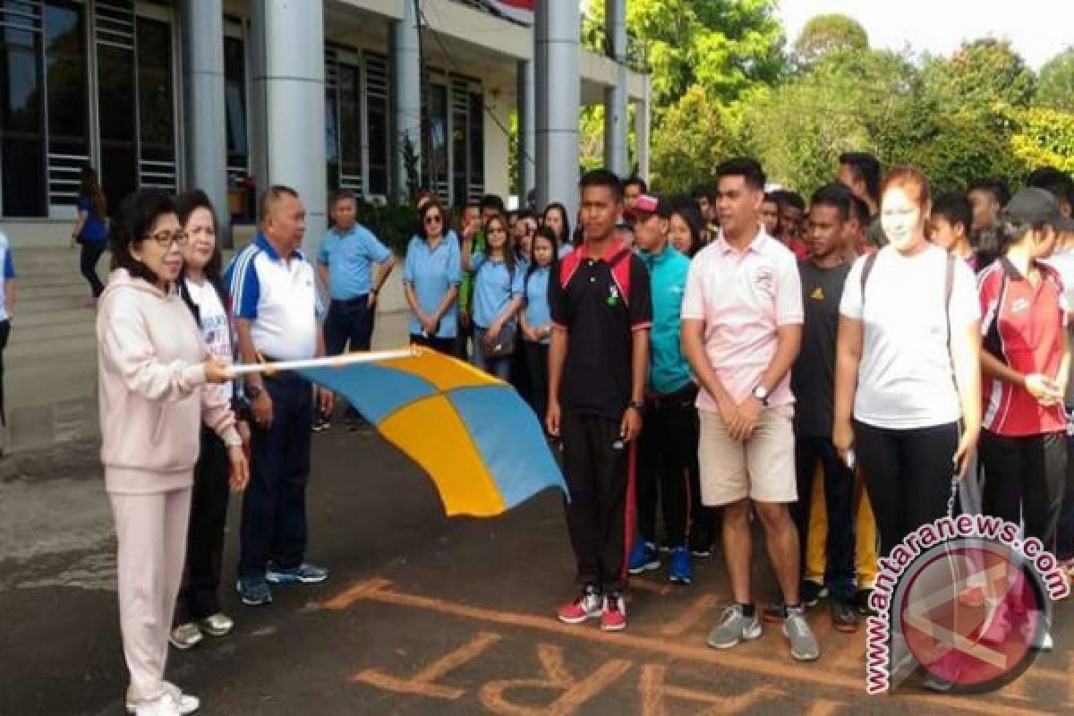 Jelang Dies Natalis ke-62, Unima Gelar Jalan Sehat