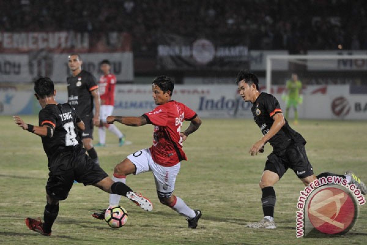 Bali United bungkam Persija 2-1