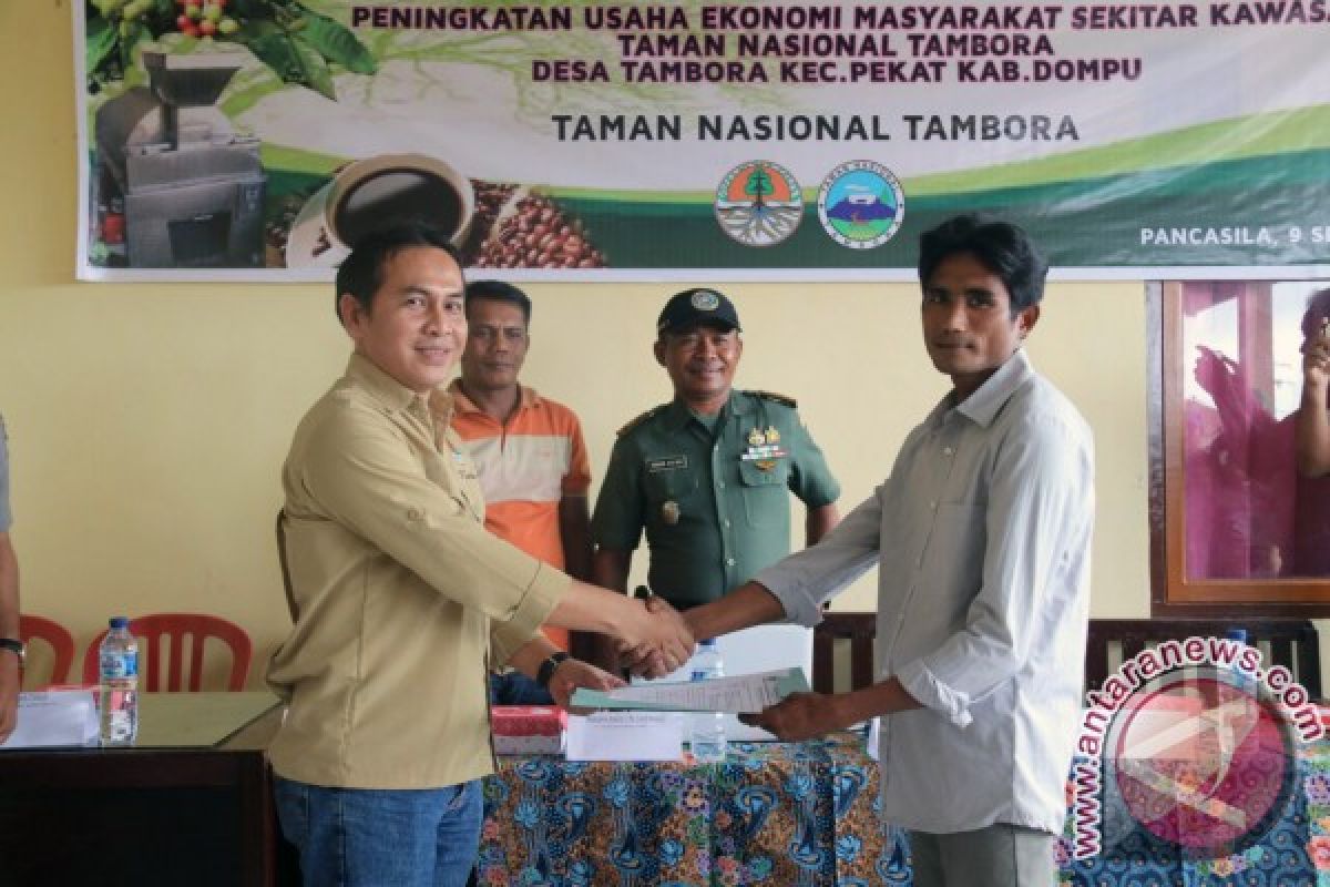 Aktivitas Pembalakan Liar di Taman Nasional Tambora Berkurang 