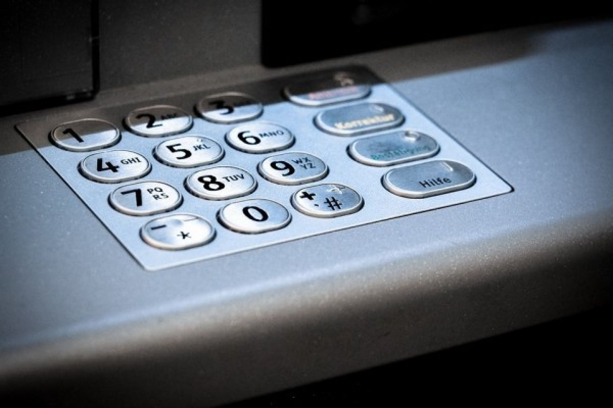 Pengganjal ATM dibekuk setelah tarik ratusan juta rupiah