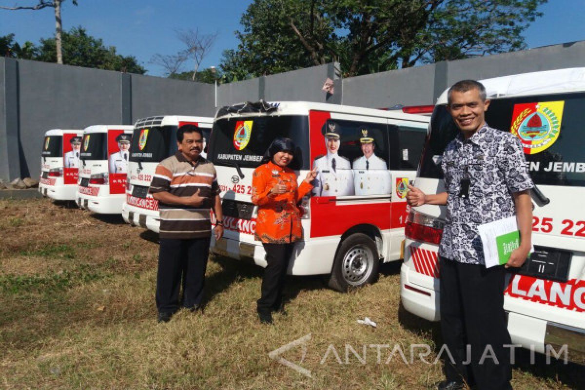 Belum Miliki STNK dan Nopol, 155 Ambulans Desa di Jember Belum Beroperasi