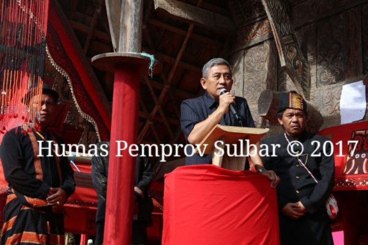 Gubernur Sulbar Hadiri Pemakaman Tokoh Masyarakat Mamasa 