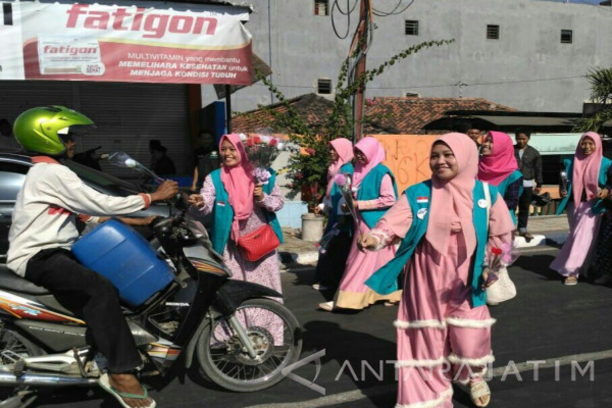 Seruan Pilkada Damai Pamekasan Warnai Pengembalian Formulir Bacabup