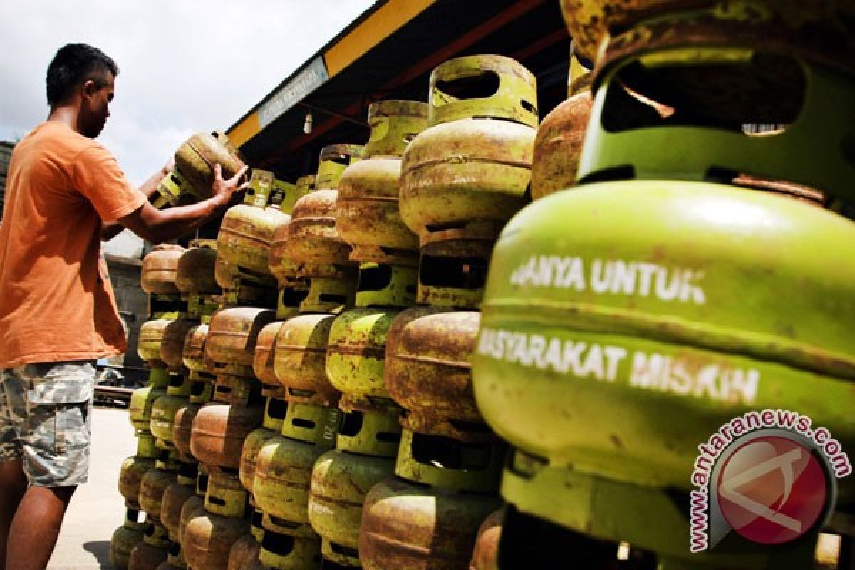 Gas tiga kg langka akibat tidak tepat sasaran