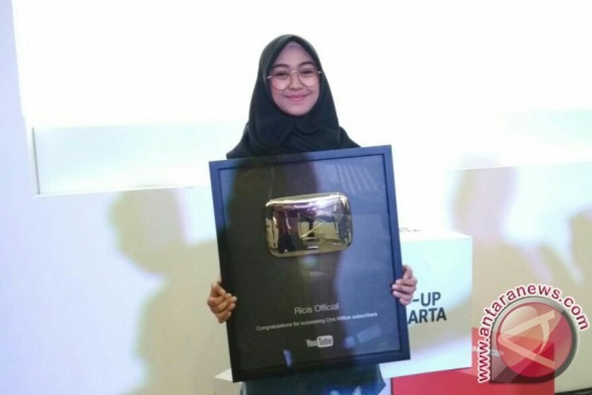 Ria Ricis raih sejuta pelanggan YouTube